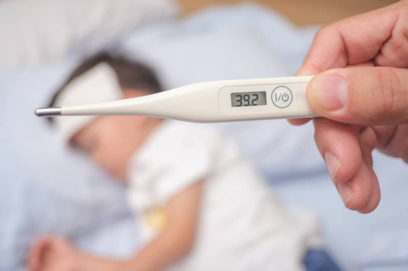 cuándo se considera fiebre termómetro
