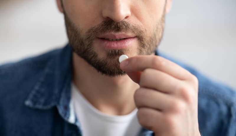 El tratamiento para las lombrices intestinales generalmente consiste en la administración de medicamentos orales