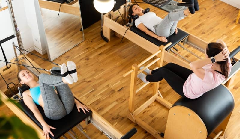 beneficios del pilates con máquinas