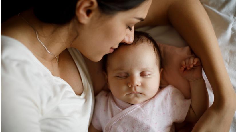 Es el ruido blanco beneficioso para dormir al bebé?