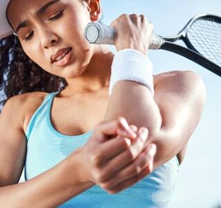 Dolor en el codo de tenista