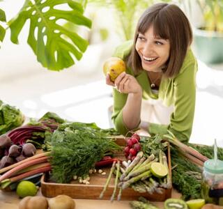 diferencia entre vegetariano y vegano mujer