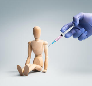 aguja retractil para las vacunas del covid 19