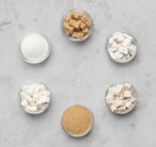 diferencias entre el azúcar moreno y blanco