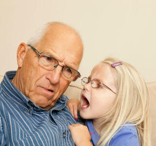 Abuelos cuidadores de nietos