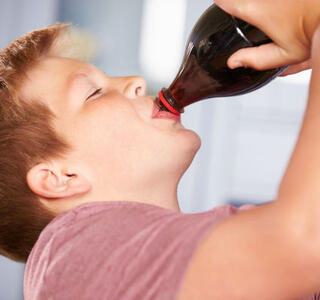 cafeina y adolescencia