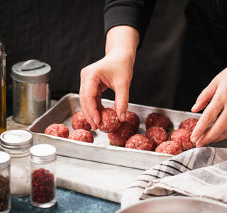 Albóndigas con tomate hechas al horno