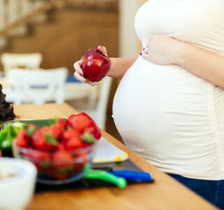 cómo lavar frutas y verduras