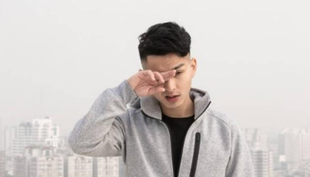 Contaminación y derrames oculares