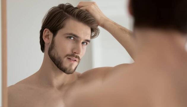 cómo evitar la caída del pelo espejo