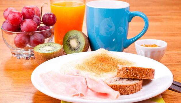 Destapamos los 10 mitos alimentarios más populares Desayuno equilibrado