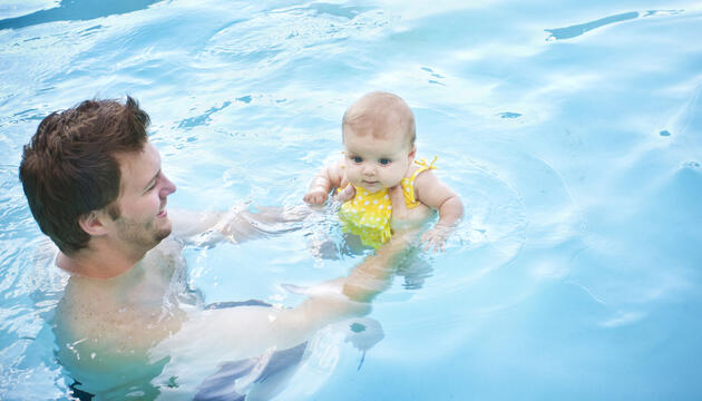 Este verano, al agua con tu bebé Este verano, al agua con tu bebé