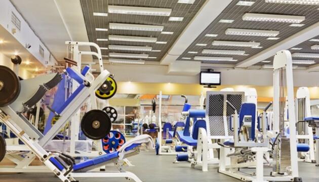 Ventajas de apuntarse al gimnasio en verano Máquinas de gimnasio