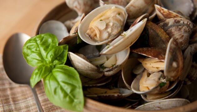 Cesta de la compra de junio: chalota, shiitake, quinoa o almejas almejas