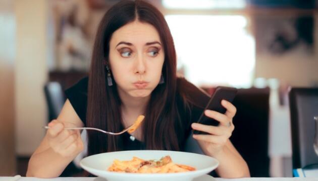 Comer rápido aumenta los triglicéridos comer rápido aumenta el nivel de triglicéridos