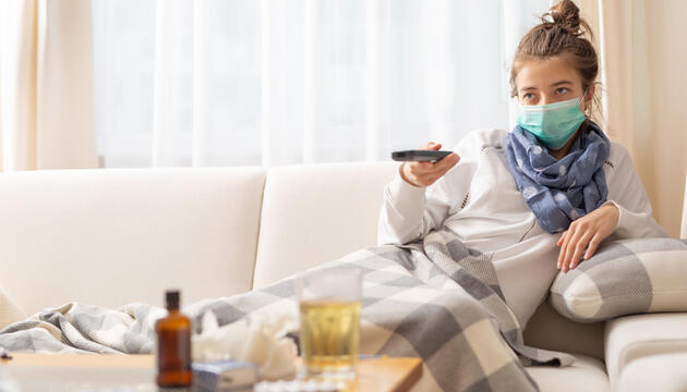 Aislamiento domiciliario de una persona con coronavirus Aislamiento domiciliario por coronavirus