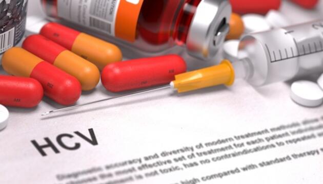 Todo lo que hay que saber sobre la hepatitis C pastillas y jeringuilla