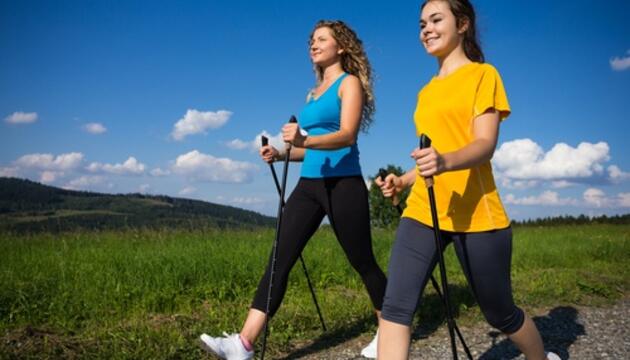 Nordic Walking contra la diabetes marcha nórdica