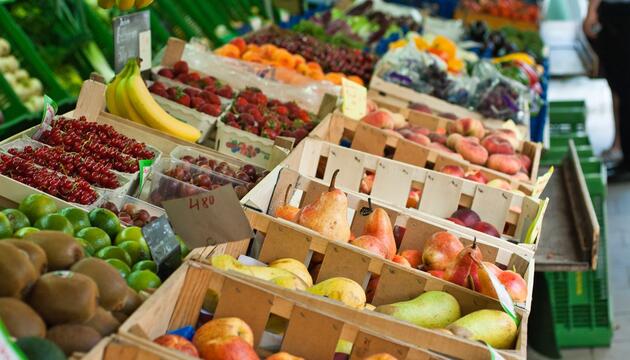 Cesta de la compra en mayo cesta compra fruta
