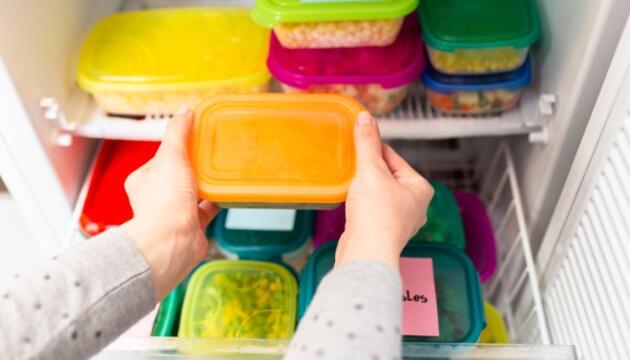 ¿Cómo ordenar los alimentos en la nevera? ¿Cómo ordenar los alimentos en la nevera?